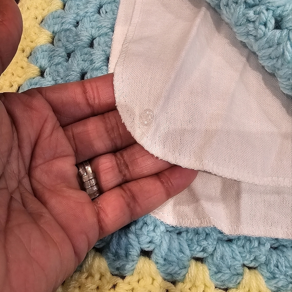 Crocheted Baby Layette - 4 Piece - Picture 4 of 8